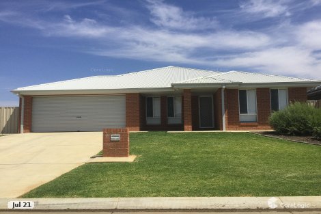 16 Goonawarra St, Gobbagombalin, NSW 2650