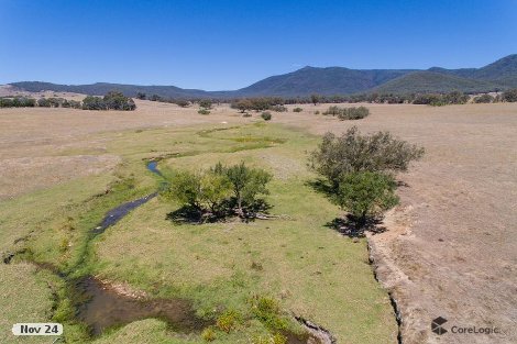 266 Sandy Creek Rd, Walwa, VIC 3709