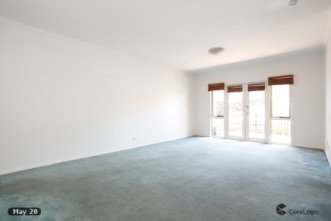 3/2 Howlett St, Kensington, VIC 3031