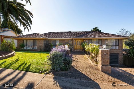 42 Doulton Dr, Trott Park, SA 5158