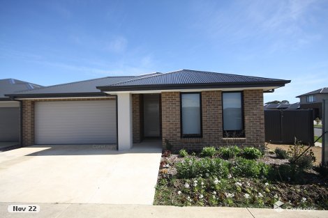 15 Cinnamon Dr, Lake Gardens, VIC 3355