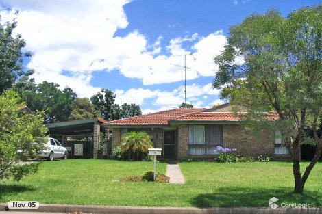 11 Scarvell Ave, Mcgraths Hill, NSW 2756