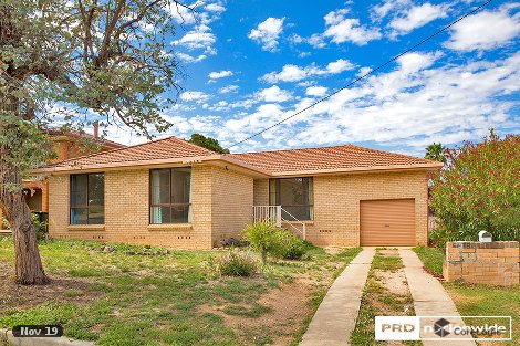 18 Kinarra St, South Tamworth, NSW 2340