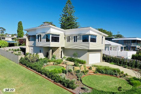 84 Seaview St, Mollymook, NSW 2539