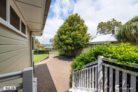 27 Alford St, Mount Lofty, QLD 4350