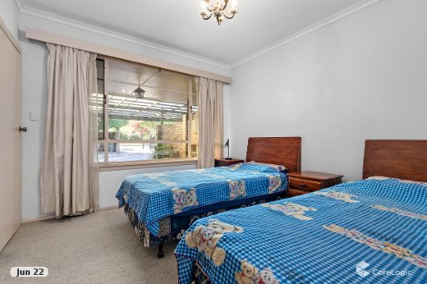 18 Hampshire Rd, Forest Hill, VIC 3131