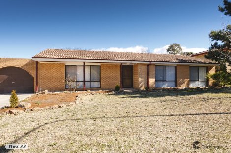 15 Nunan Cres, Oxley, ACT 2903