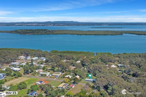 21 Michiko St, Macleay Island, QLD 4184