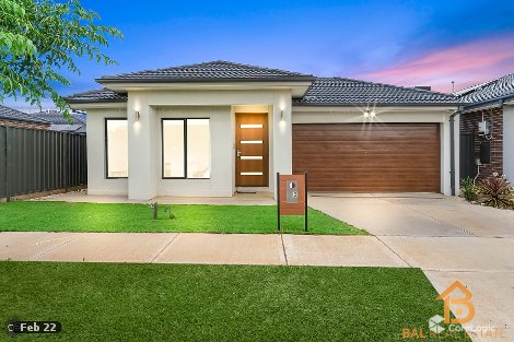 3 Headingley Gr, Strathtulloh, VIC 3338