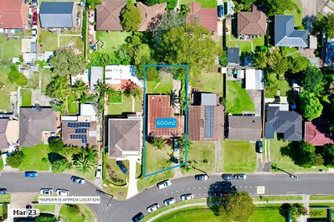 18 Hunter St, Barrack Heights, NSW 2528