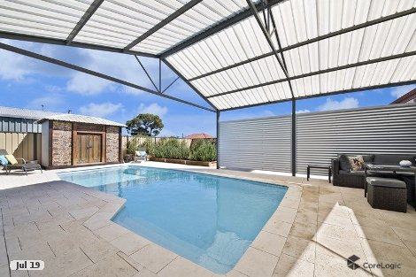 18 Blue Fin Dr, Golden Bay, WA 6174