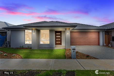 8 Hikari Cres, Cranbourne South, VIC 3977