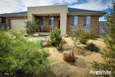 9 Supreme Cl, Koo Wee Rup, VIC 3981