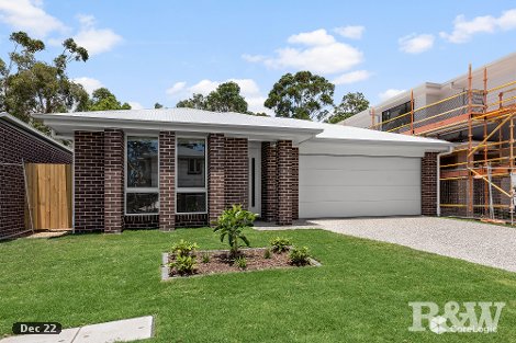 8 Ruchi Pl, Wynnum West, QLD 4178