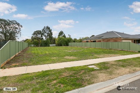 70 Tobin Cres, Epsom, VIC 3551