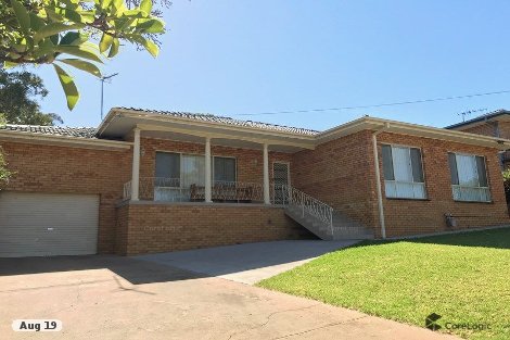 12 Lawford Cres, Griffith, NSW 2680
