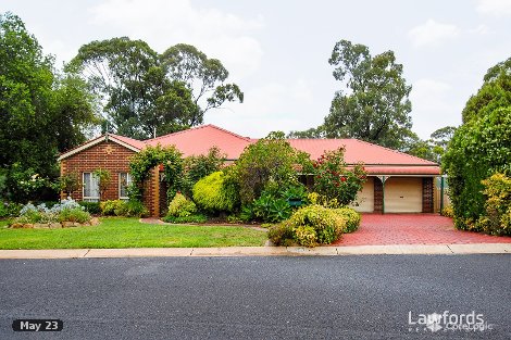 16 Greenwood Dr, Kennington, VIC 3550