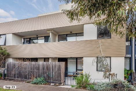 30/8 Crefden St, Maidstone, VIC 3012