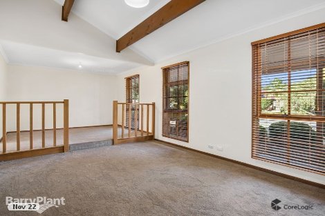 3 Eycot St, Kilsyth South, VIC 3137