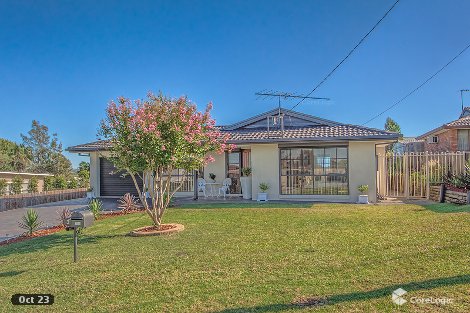 3 Danella St, The Oaks, NSW 2570