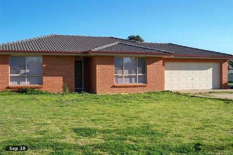 4 Radnor St, Canowindra, NSW 2804