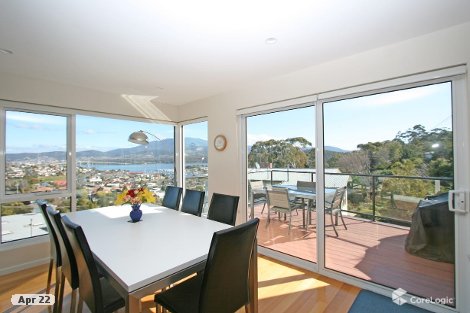 111 Karoola Rd, Lindisfarne, TAS 7015