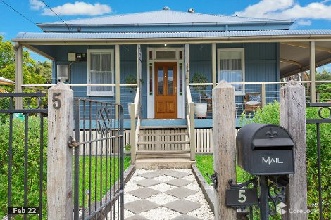 5 Pemberton St, Booval, QLD 4304