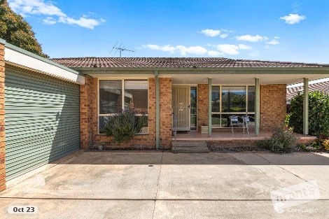 2/5 Chiltern Ct, Berwick, VIC 3806