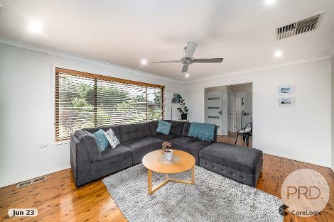 72 Stanley St, Kooringal, NSW 2650