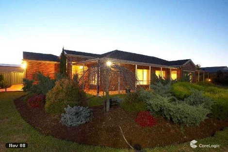 75 Lagarna Dr, Kurunjang, VIC 3337