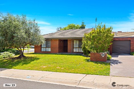 1/1 Mayfield Pde, Strathdale, VIC 3550