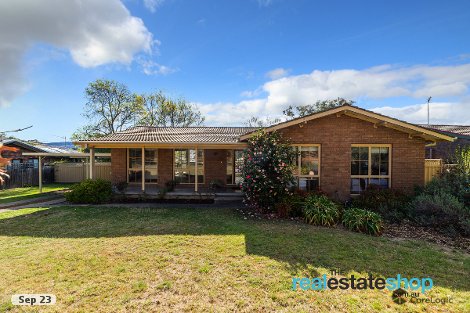 9 Cracknell St, Monash, ACT 2904