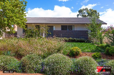 72 Namatjira Dr, Stirling, ACT 2611