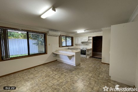 2 Herbert Cl, Bomaderry, NSW 2541