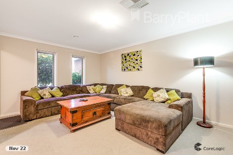 12 Westwood Rd, Cranbourne East, VIC 3977