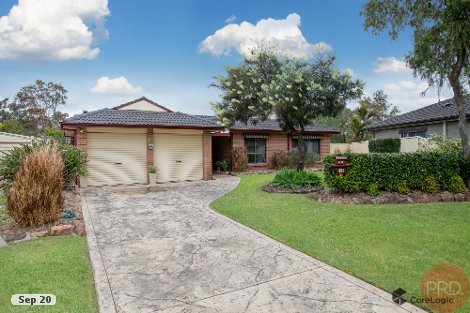 18 Young Cl, Thornton, NSW 2322