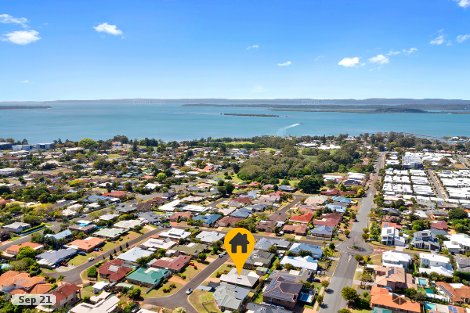 9 Rustic Ct, Redland Bay, QLD 4165