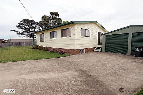 4 Barton Pde, Tomakin, NSW 2537