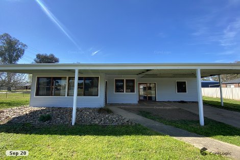 70 Read St, Howlong, NSW 2643