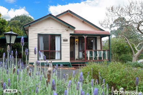 12 Old Warburton Rd, Warburton, VIC 3799