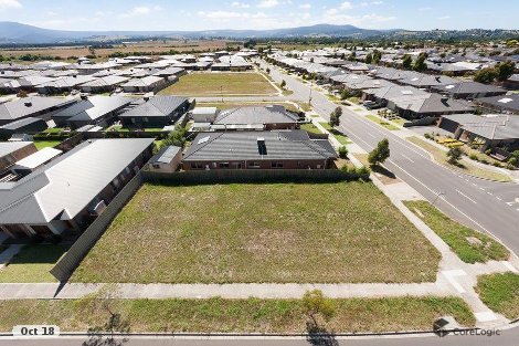 2/130 Oakbank Bvd, Whittlesea, VIC 3757