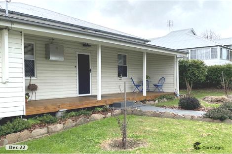 100 Miles St, Tenterfield, NSW 2372