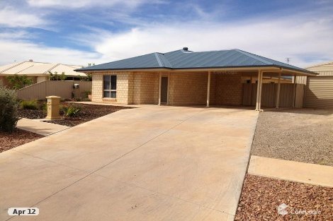 74 Tiliqua Cres, Roxby Downs, SA 5725