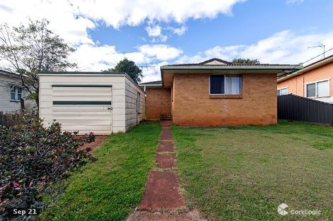 740a Ruthven St, South Toowoomba, QLD 4350