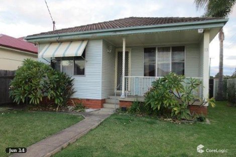 13 Fraser St, Unanderra, NSW 2526