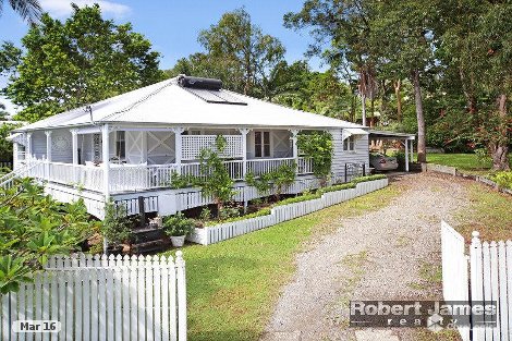 2 Pines Ave, Cooroibah, QLD 4565