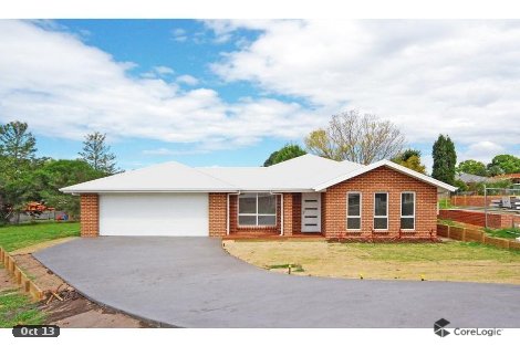 22 Banool Cct, Bomaderry, NSW 2541