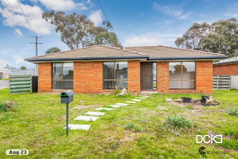 320 Mackenzie St W, Kangaroo Flat, VIC 3555