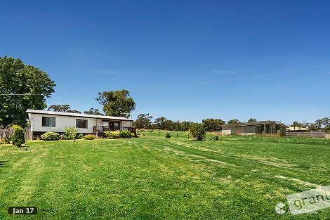 12 Davis St, Nyora, VIC 3987