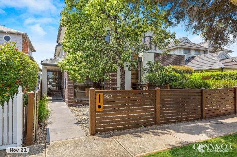 24 Junction St, Newport, VIC 3015